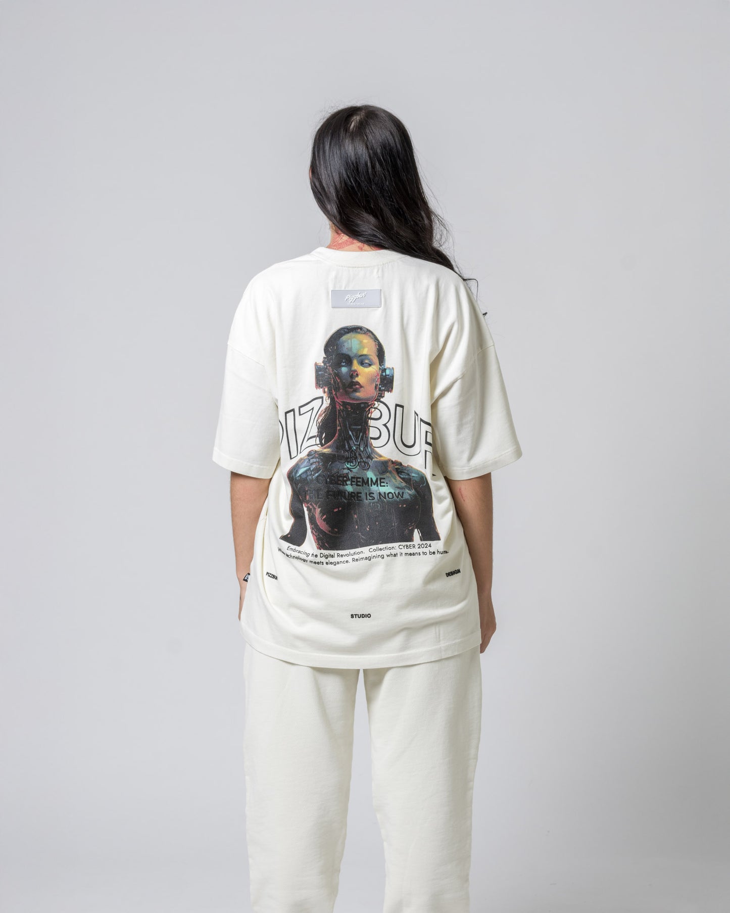 Camiseta Revolution - Blanco Hueso