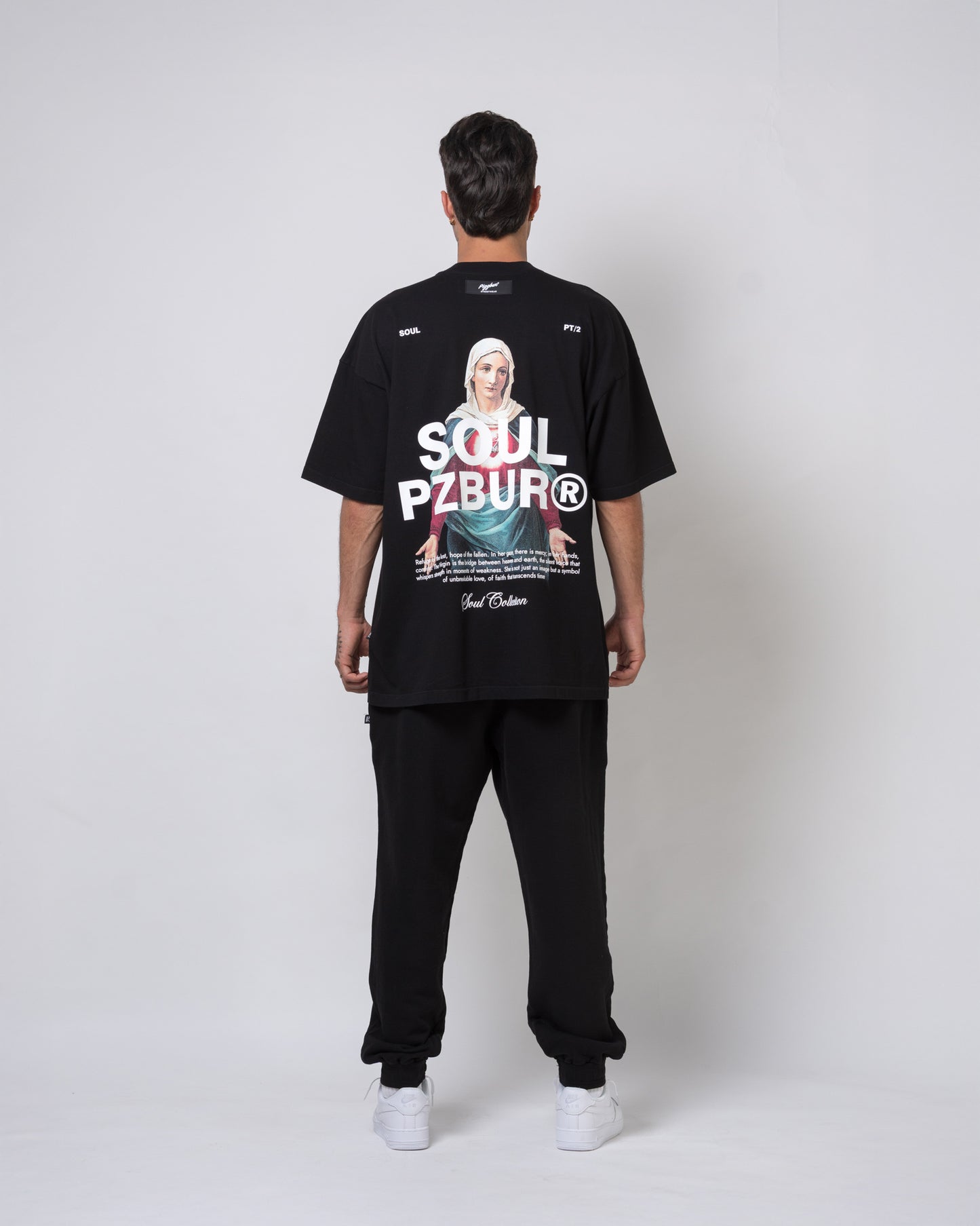 Camiseta Refuge - Negra