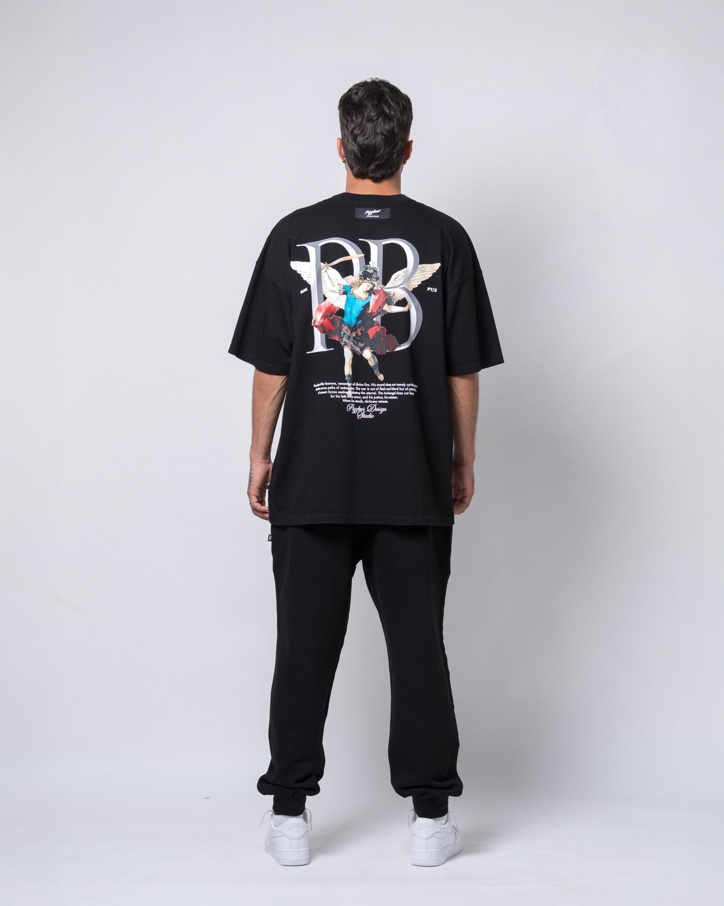 Camiseta Guardian - Negra