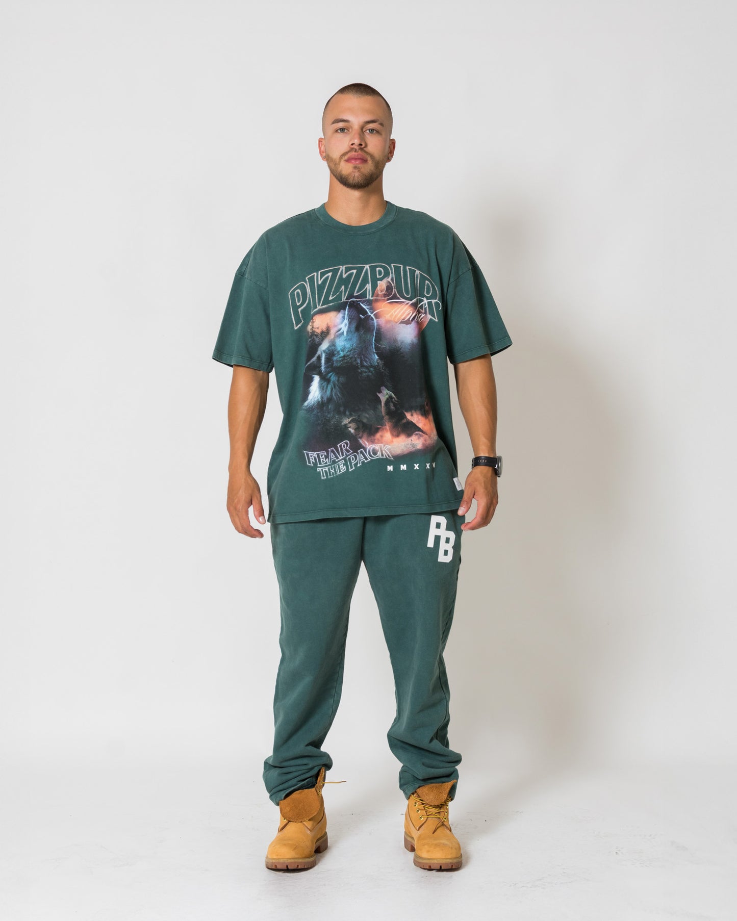 Camiseta Alpha - Pine green acid wash